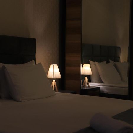 Horizons Hotel Rooms Батумі Екстер'єр фото