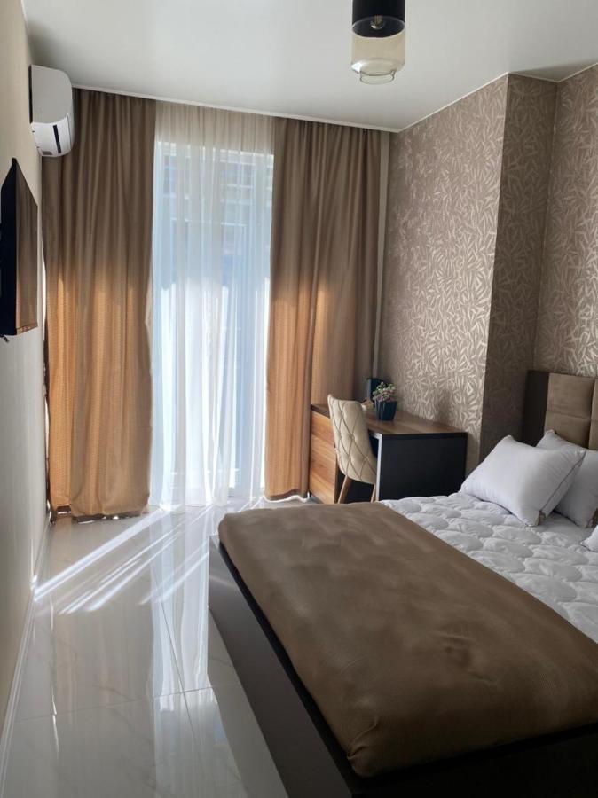 Horizons Hotel Rooms Батумі Екстер'єр фото