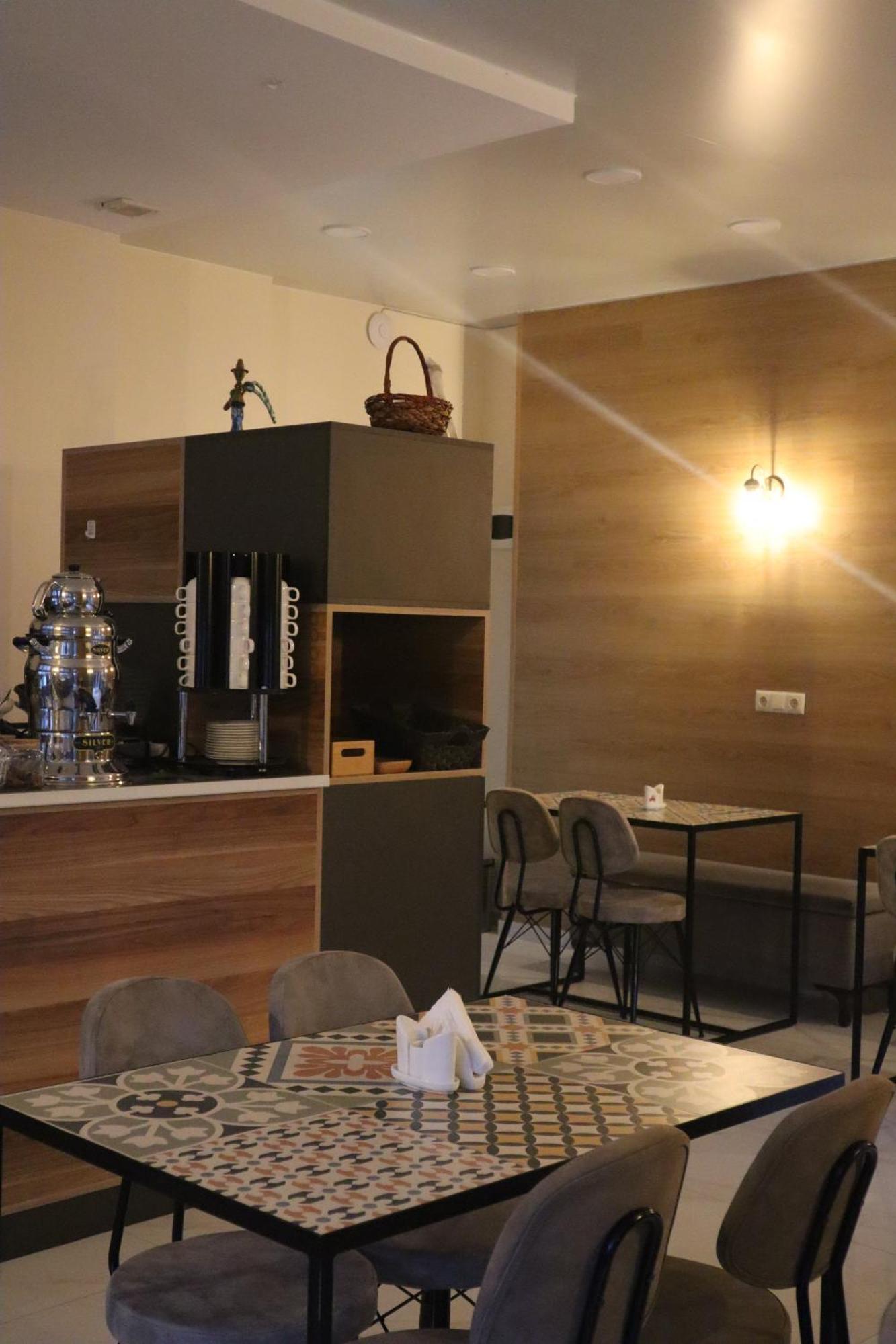 Horizons Hotel Rooms Батумі Екстер'єр фото