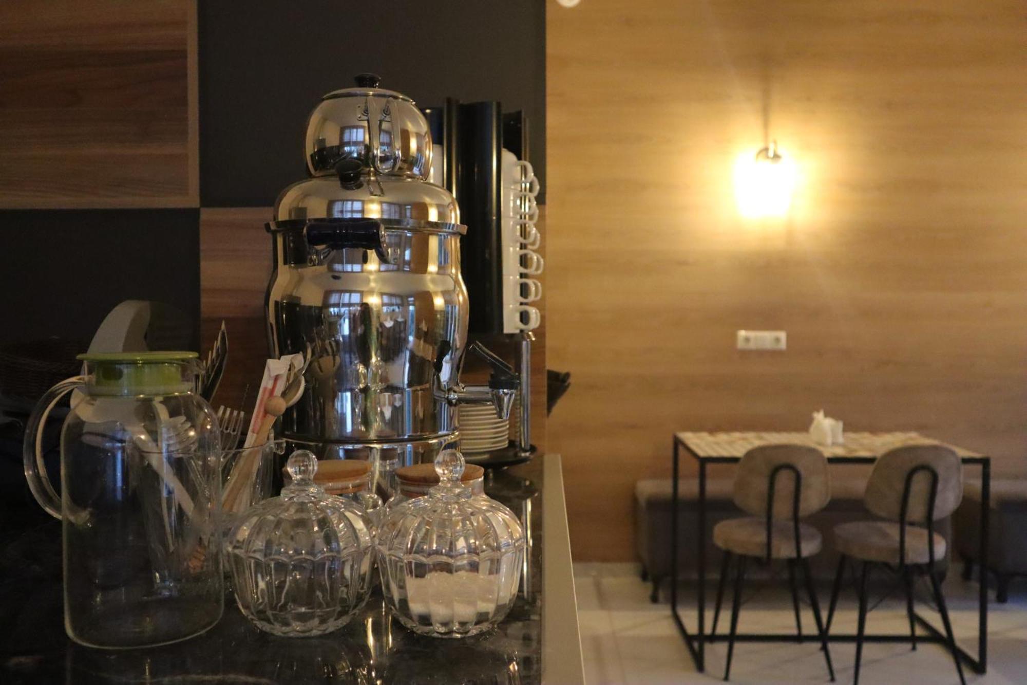 Horizons Hotel Rooms Батумі Екстер'єр фото