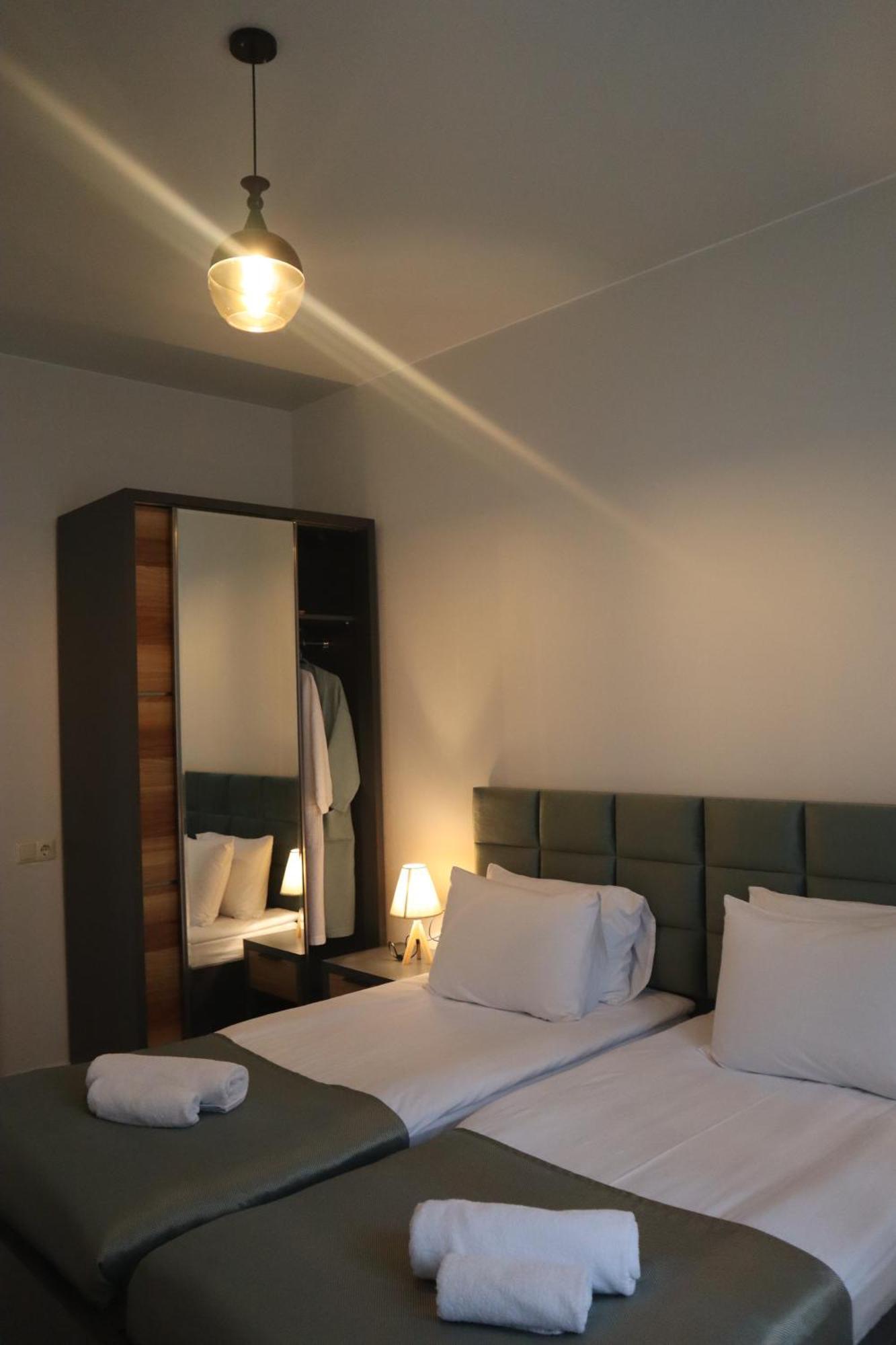 Horizons Hotel Rooms Батумі Екстер'єр фото