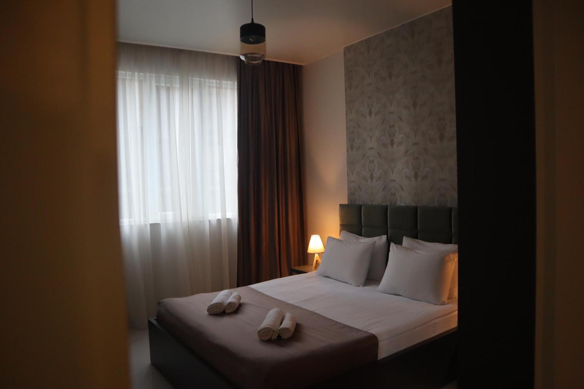 Horizons Hotel Rooms Батумі Екстер'єр фото