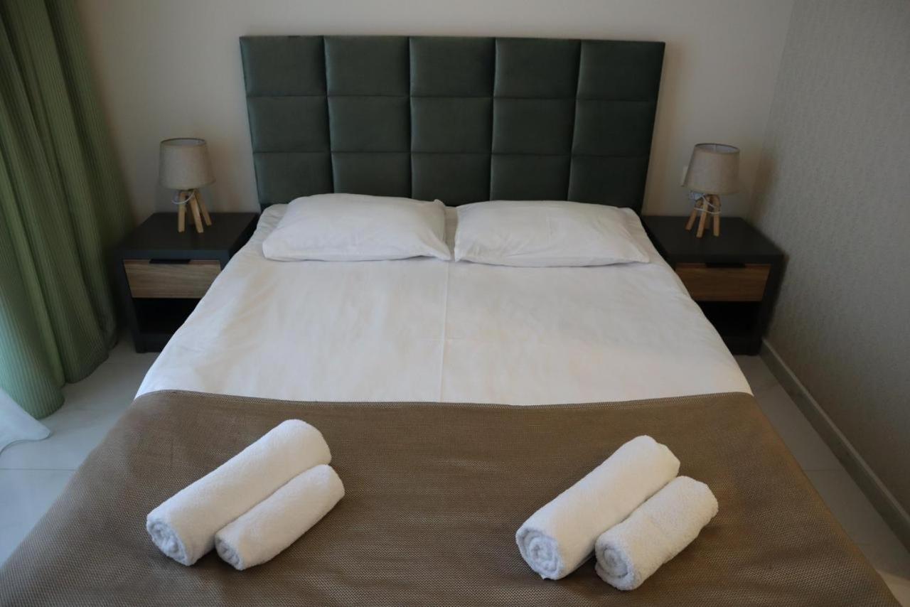 Horizons Hotel Rooms Батумі Екстер'єр фото